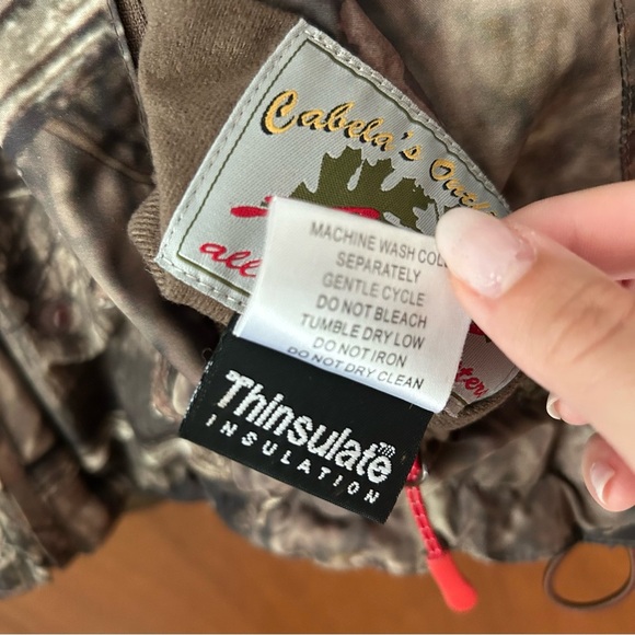 Cabela’s AGO Break Up Realtree Camo Print Thinsulate Zip Up Reversible Jacket - Picture 7 of 7